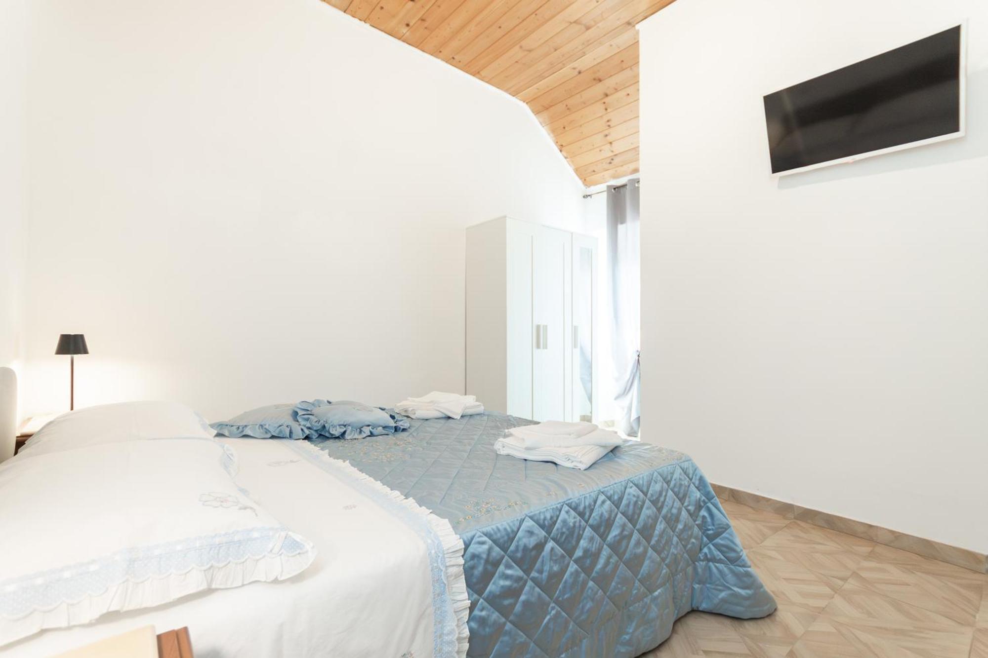 Parcheggio Gratis - 10min Aeroporto - Vista Mare Apartamento *